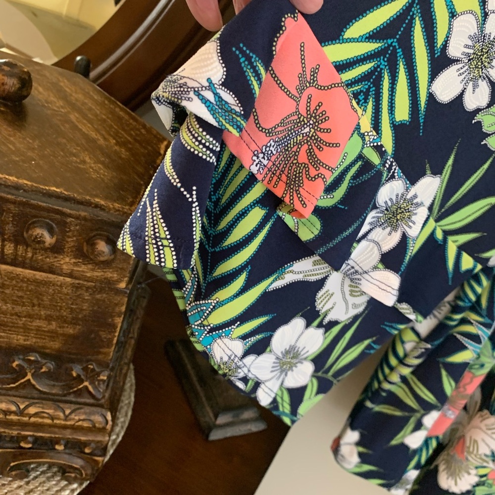 Pretty Ruby Road plus-size 3X Floral Top - Picture 6 of 6